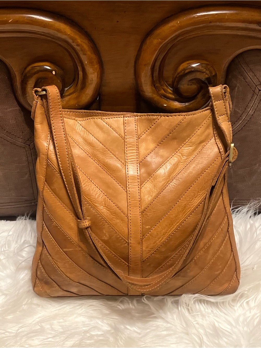 margot Tan Chevron real Leather Shoulder Bag